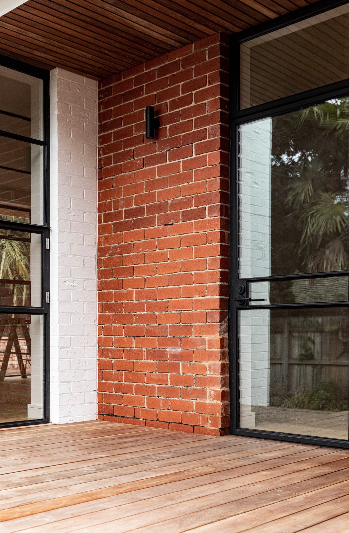 Brick and steel rear addition to a Camberwell house